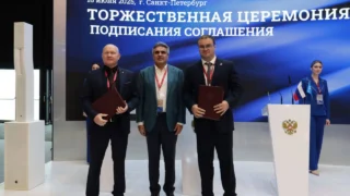 Виталий Хоценко обсудил вопросы переселения соотечественников в Омскую область