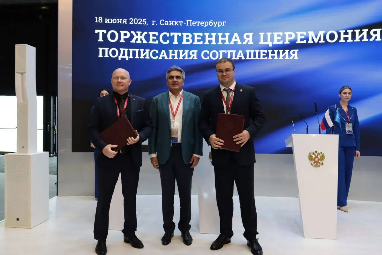 Виталий Хоценко обсудил вопросы переселения соотечественников в Омскую область