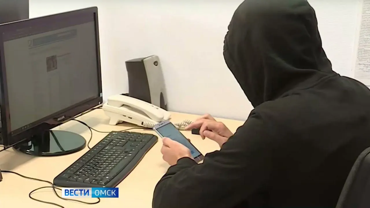 В Омске 19-летняя мошенница обманывала пенсионеров