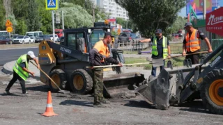 В Омске продолжается ремонт дорог