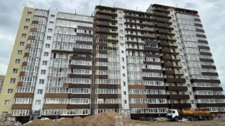 В Омске бывший директор Фонда защиты прав участников долевого строительства сорвал сроки достройки