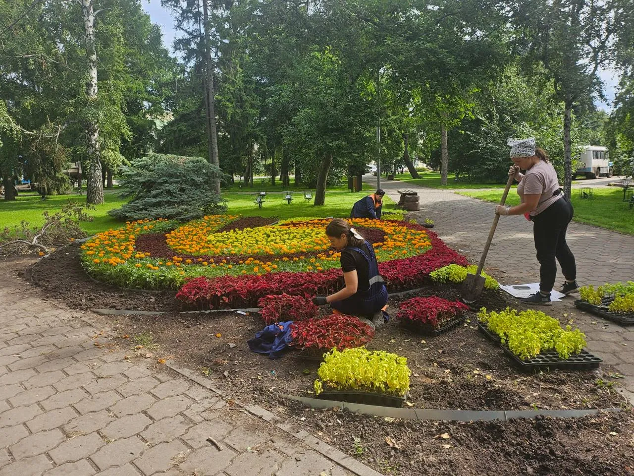 В Омске продолжается активная подготовка к «Флоре-2025»