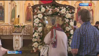 Тысячи жителей региона пришли поклониться Абалакской иконе Божьей Матери