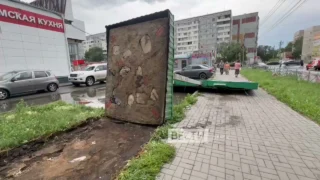 Последствия шторма на улице Ватутина