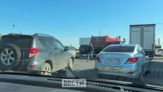 В Омске на мосту имени 60-летия ВЛКСМ произошло ДТП