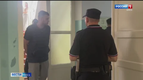 Бывший министр имущества Омской области Вадим Меренков и его сын стали жертвами вымогателей