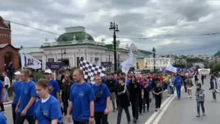 В Омске стартовал парад в честь Дня физкультурника