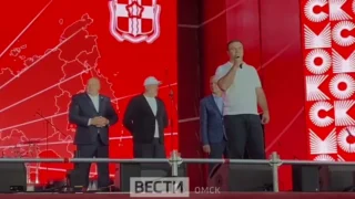Губернатор Омской области Виталий Хоценко поздравил омичей с праздником