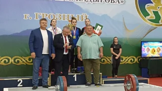 Омичка завоевала бронзу на всероссийском турнире по тяжёлой атлетике