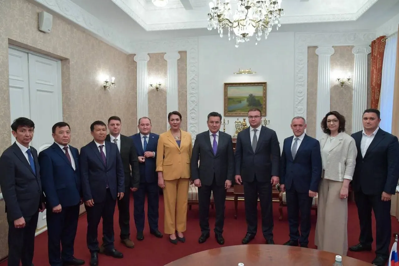 Виталий Хоценко провёл рабочую встречу с акимом Восточно-Казахстанской области