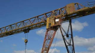 В Ясной Поляне возобновили строительство школы