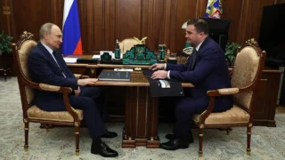 Владимир Путин отметил значительный рост зарплат в Омской области