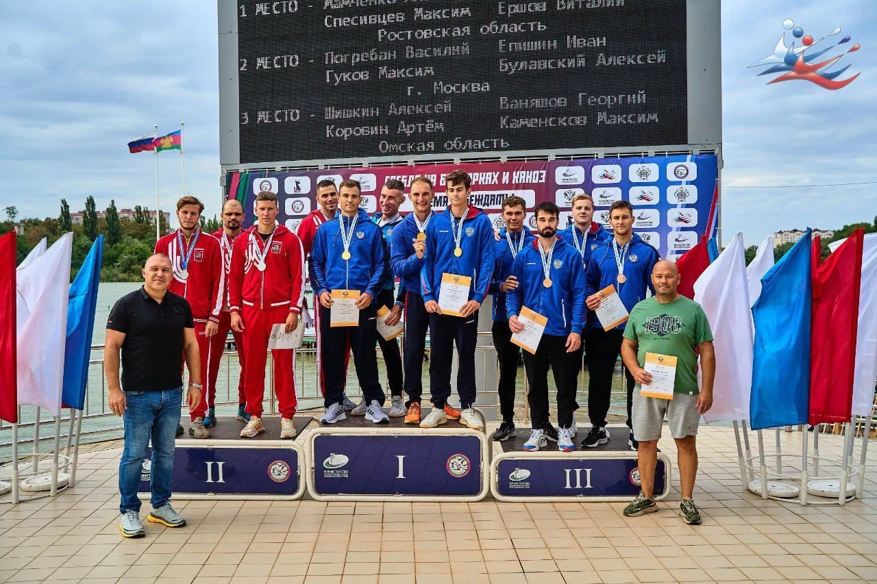 Омские гребцы завоевали бронзу на чемпионате России в Краснодаре