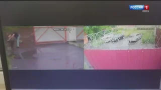 Эксклюзивные кадры нападения жителя Омска на представителя власти