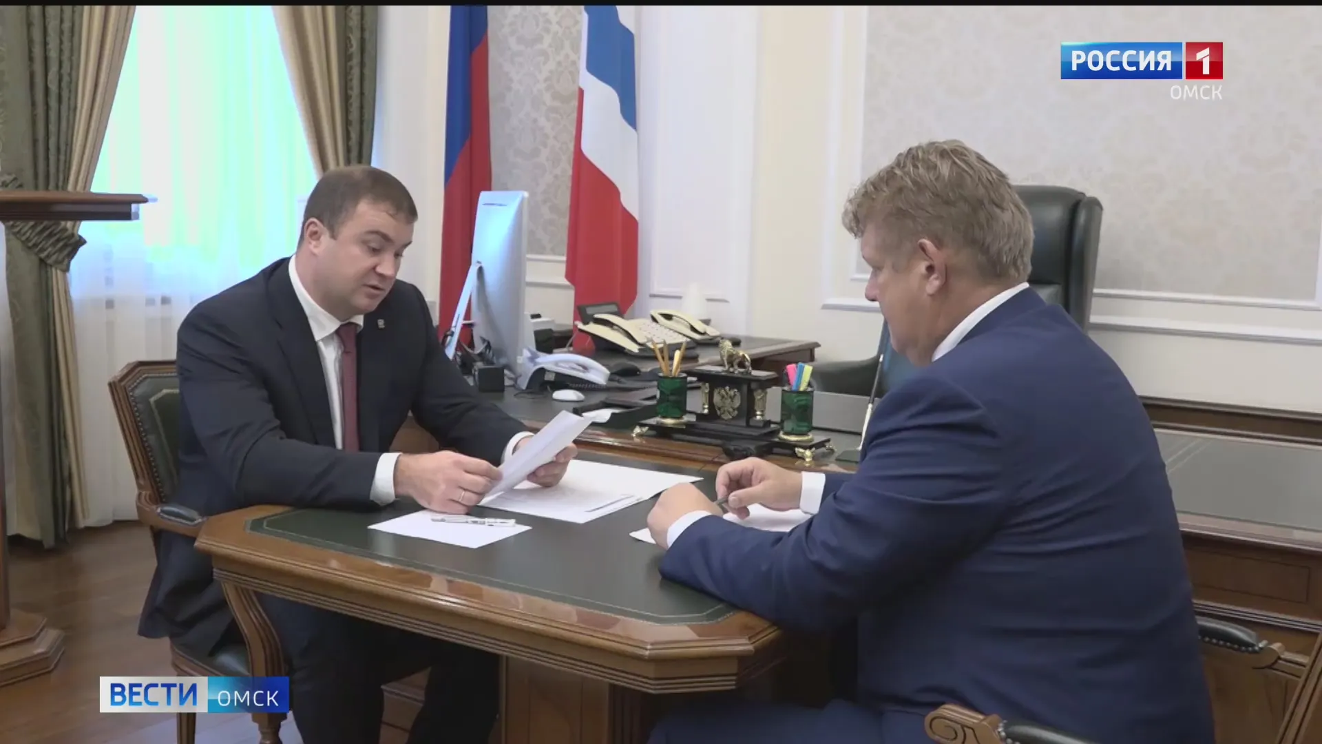 Анатолий Серышев и Виталий Хоценко обсудили приоритетные направления развития Омской области