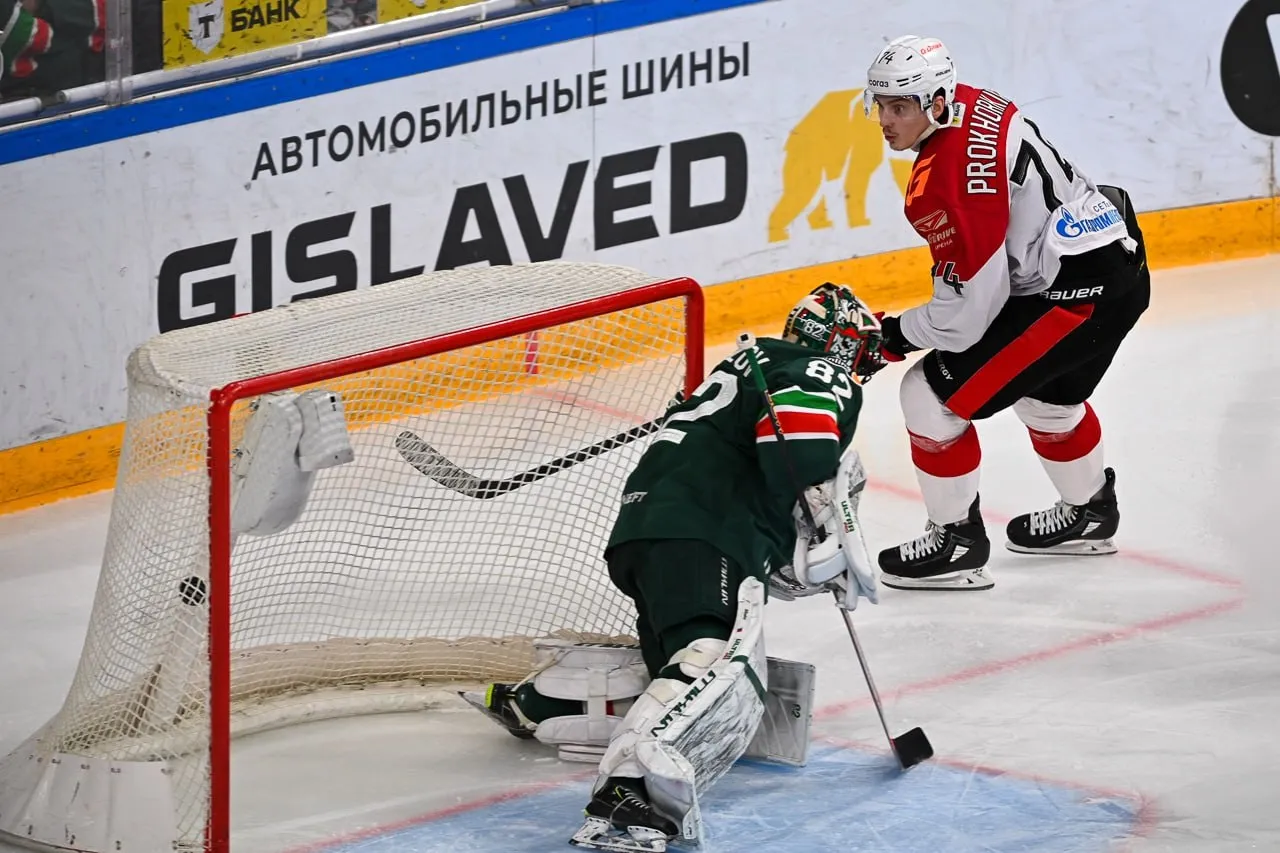 Стартовал матч «Авангарда» против «Ак Барса»