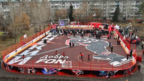 В Омске открылась хоккейная коробка имени М. Ю. Сушинского