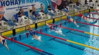 Омские пловцы завоевали награды чемпионата и первенства Сибири