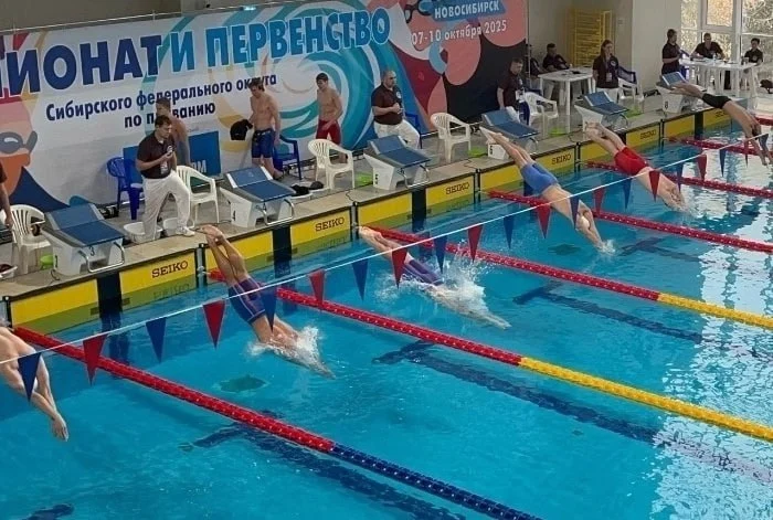 Омские пловцы завоевали награды чемпионата и первенства Сибири