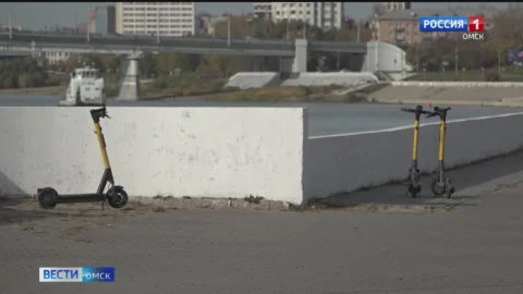 В Омске владельцев электросамокатов могут начать штрафовать за нарушения правил парковки