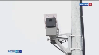 Около 1,5 тысячи омичей получили штрафы за парковку на газонах