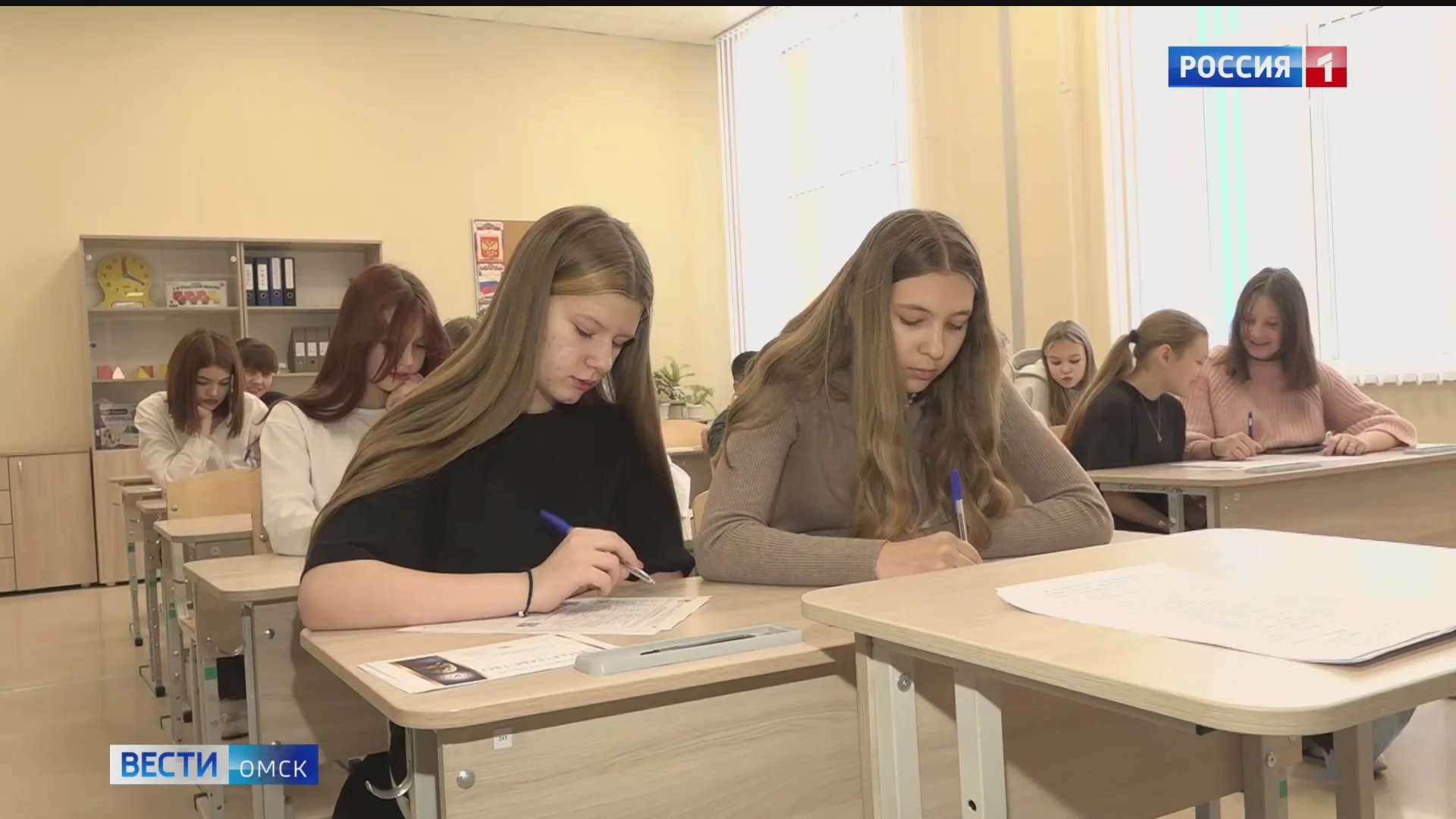 Четверо омских школьников представят регион в финале Всероссийского конкурса сочинений