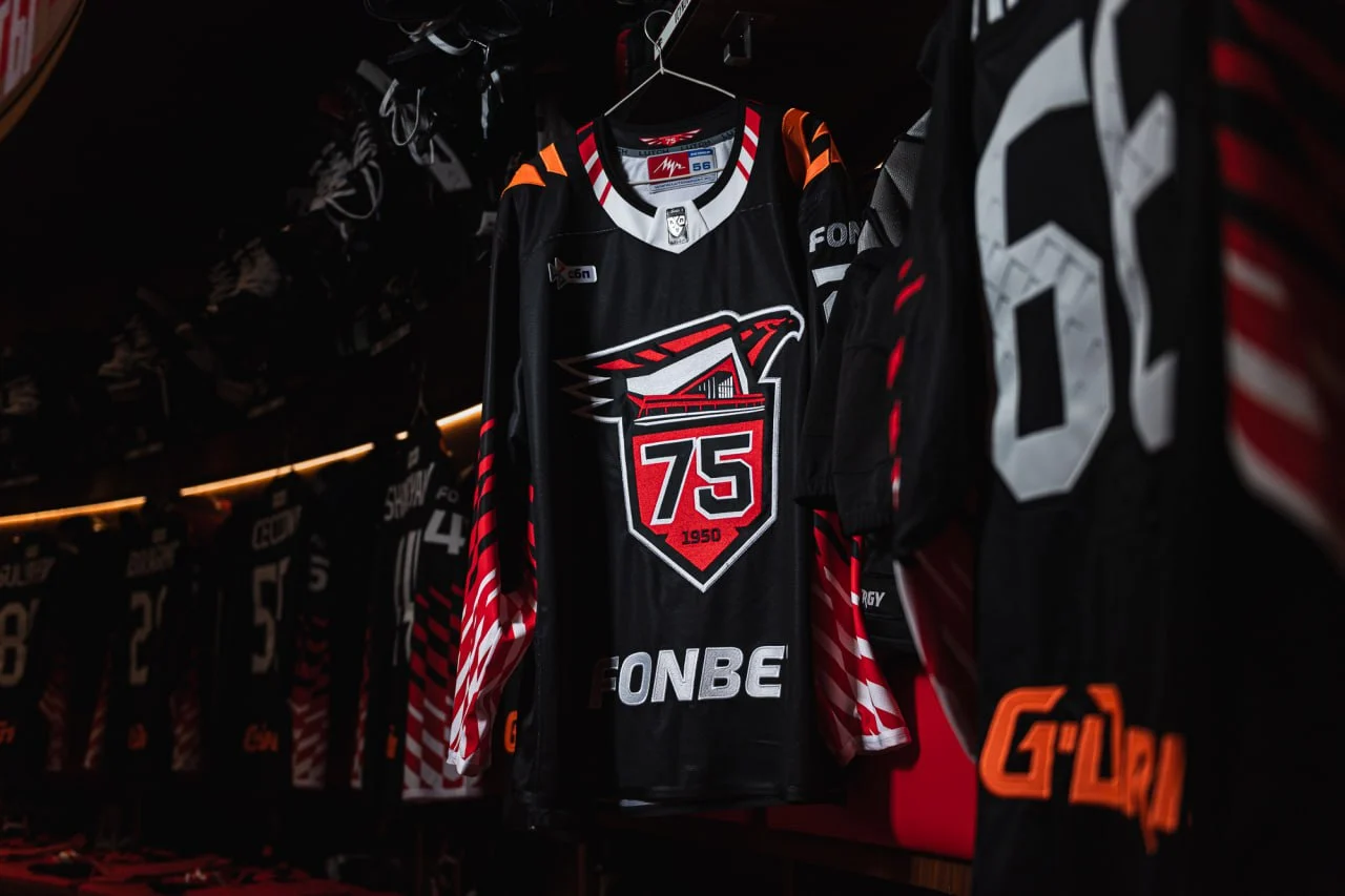 «Авангард» выйдет в специальной форме на матчи в честь 75-летия омского хоккея