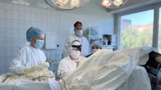 В Омске в ГКБ №1 им. Кабанова А.Н. закуплены новые инструменты для операций на позвоночнике