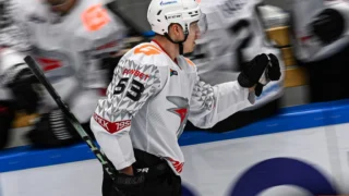 «Авангард» победил в матче с «Барысом»