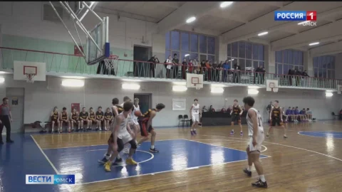 Юниорская сборная Омской области по баскетболу встретилась с командой из Томской области