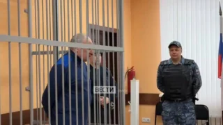 Экс-министр Владимир Куприянов выступает с последним словом в омском суде