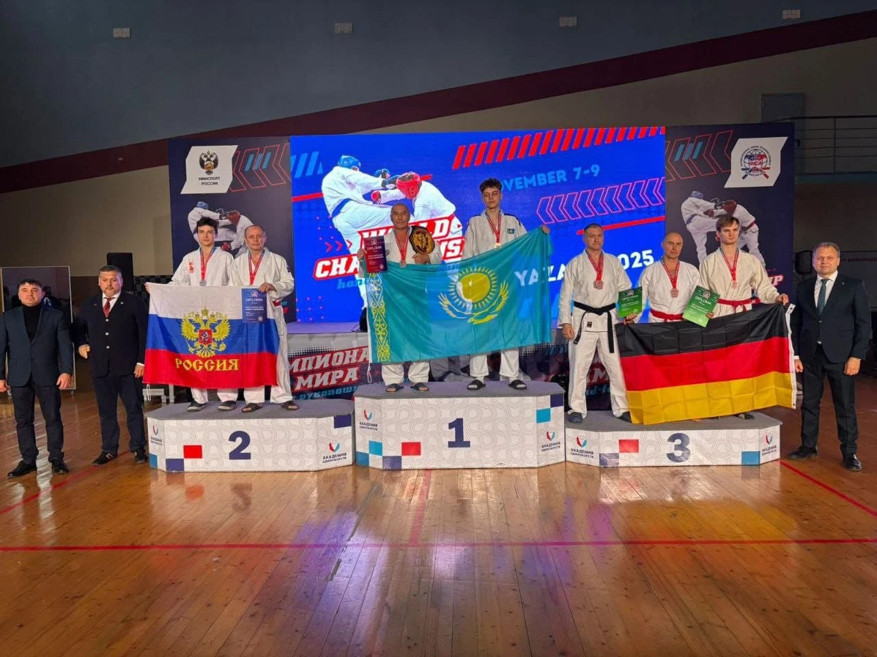 Омич завоевал серебро чемпионата мира по рукопашному бою