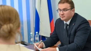 Губернатор Омской области Виталий Хоценко провёл приём граждан по поручению Президента России