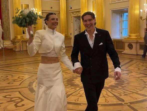 Полузащитник омского «Иртыша» Никита Дорофеев женился на своей возлюбленной Марии