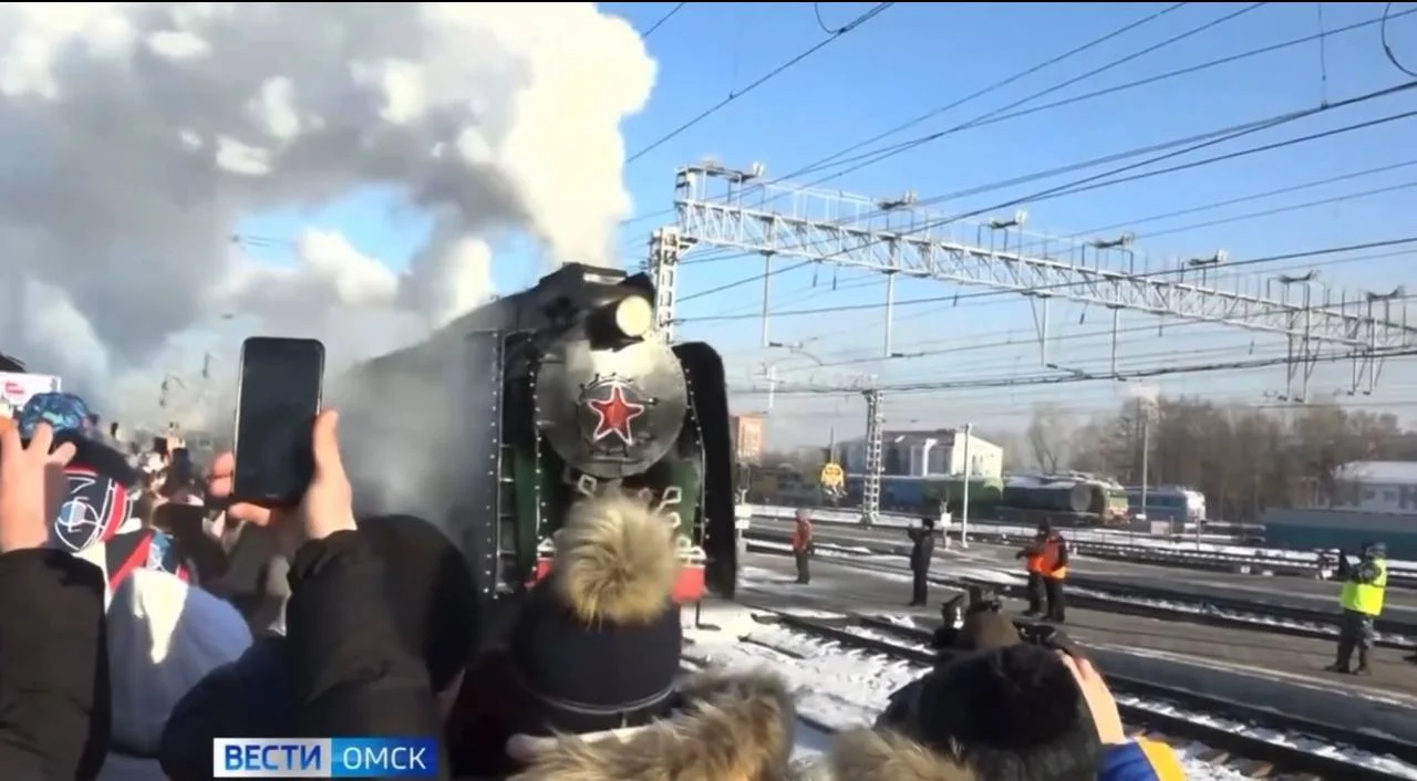 В Омск прибывает Поезд Деда Мороза