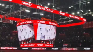 Николай Прохоркин забивает третью шайбу в ворота «Нефтехимика»