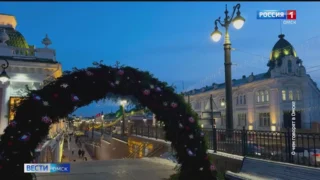 В Омске из-за погоды поздно начали вырезать лед на водоемах для создания ледовых и снежных городков