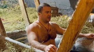 Губернатор Виталий Хоценко поздравил верующих с Крещением Господним