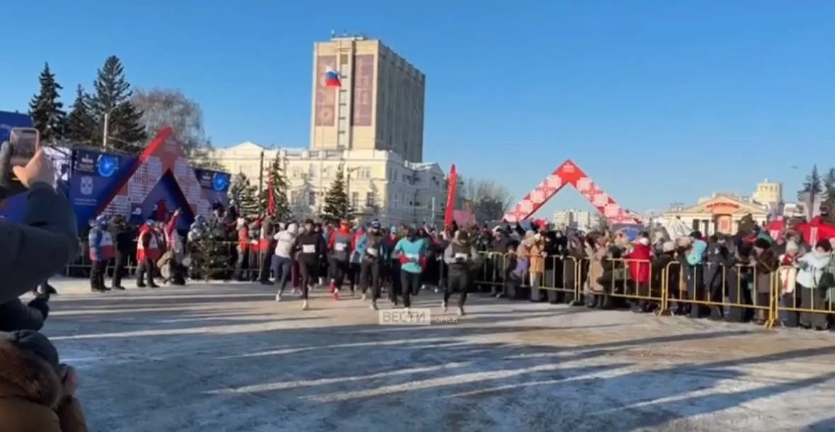 В Омске стартовал Рождественский полумарафон
