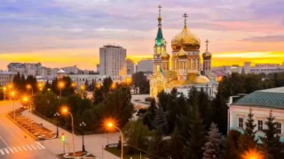 Амбассадором Омска как Культурной столицы-2026 стал известный скрипач-виртуоз Пётр Лундстрем