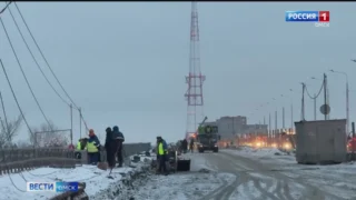В Омске пешеходам надо быть готовыми к длительному перекрытию тротуаров на мосту им. 60-летия ВЛКСМ