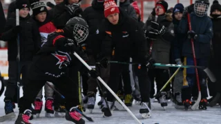 Нападающий «Авангарда» проведет две открытые тренировки для юных омичей