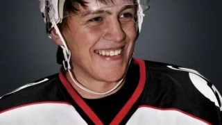 Сегодня омскому хоккеисту Алексею Черепанову могло бы исполниться 37 лет