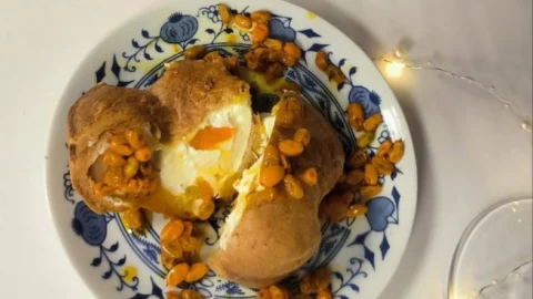 Чалдонские калачи на блюдцах вошли реестр нематериального этнокультурного достояния Омской области