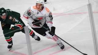 В Казани начался матч «Авангард» — «Ак Барс»