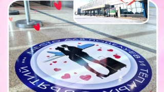 В аэропорту Омска появилось место для тёплых объятий