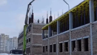 Школу в «Серебряном Берегу» в Омске откроют 1 сентября