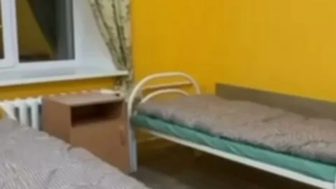 Супруга капитана «Авангарда» Виолетта Шарипзянова закупила новые матрасы для омской больницы