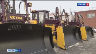 Губернатор Омской области Виталий Хоценко потребовал вывести новую уборочную технику на очистку города от снега