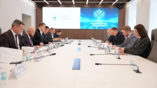 Виталий Хоценко и руководитель Росводресурсов обсудили дальнейшее строительство Красногорского гидроузла